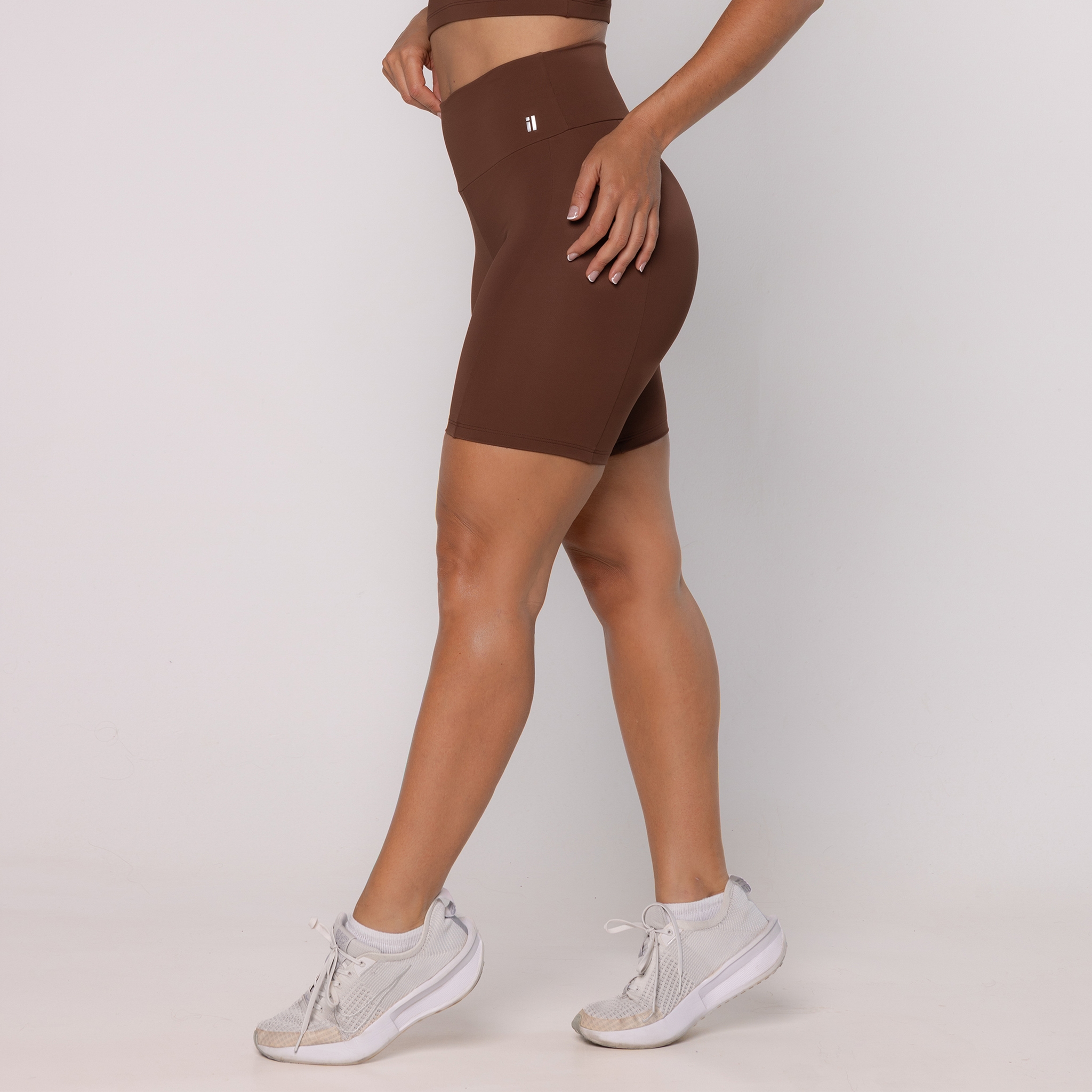 Short Legging com Costuras Laterais - Capuccino