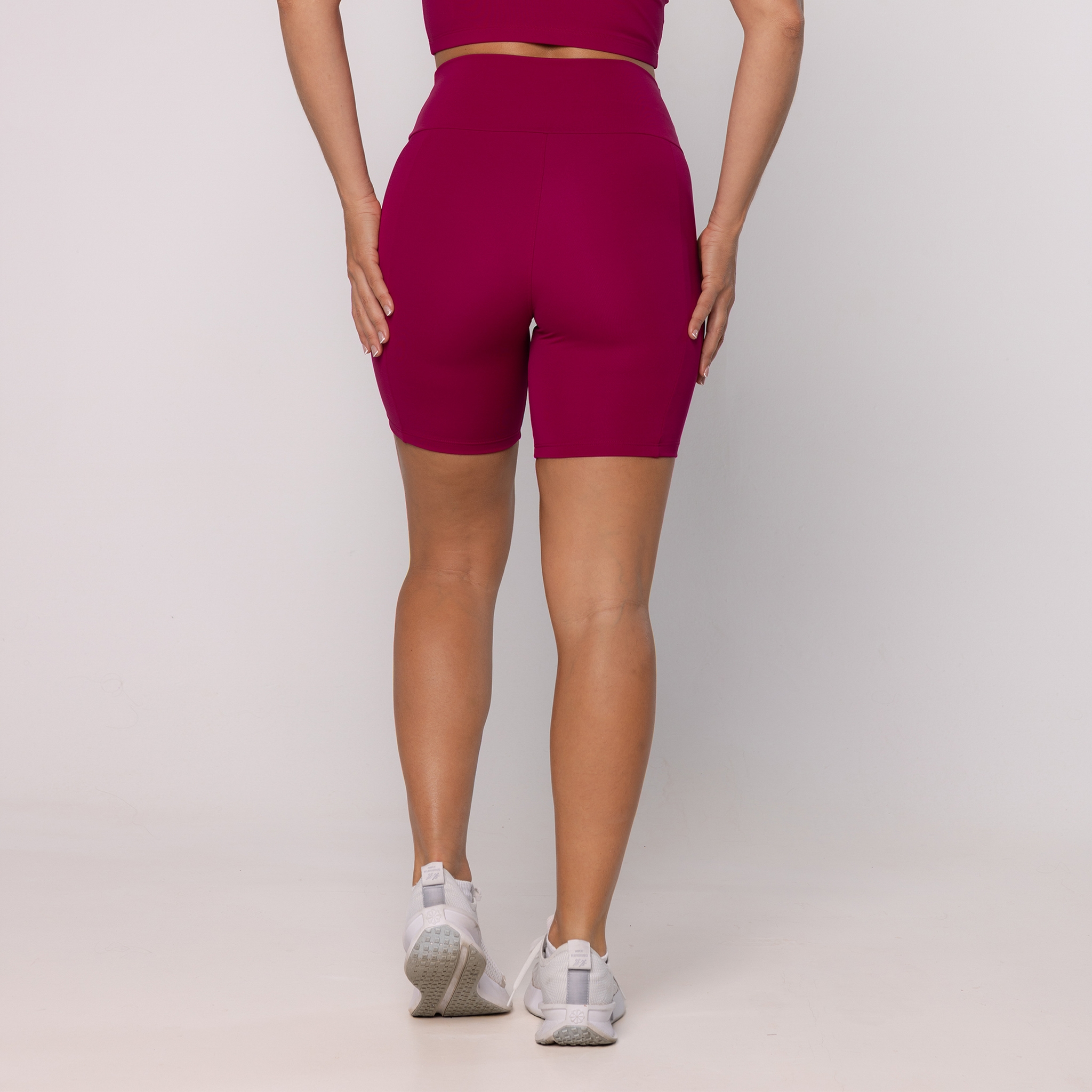Short Legging com Costuras Laterais - Desejo