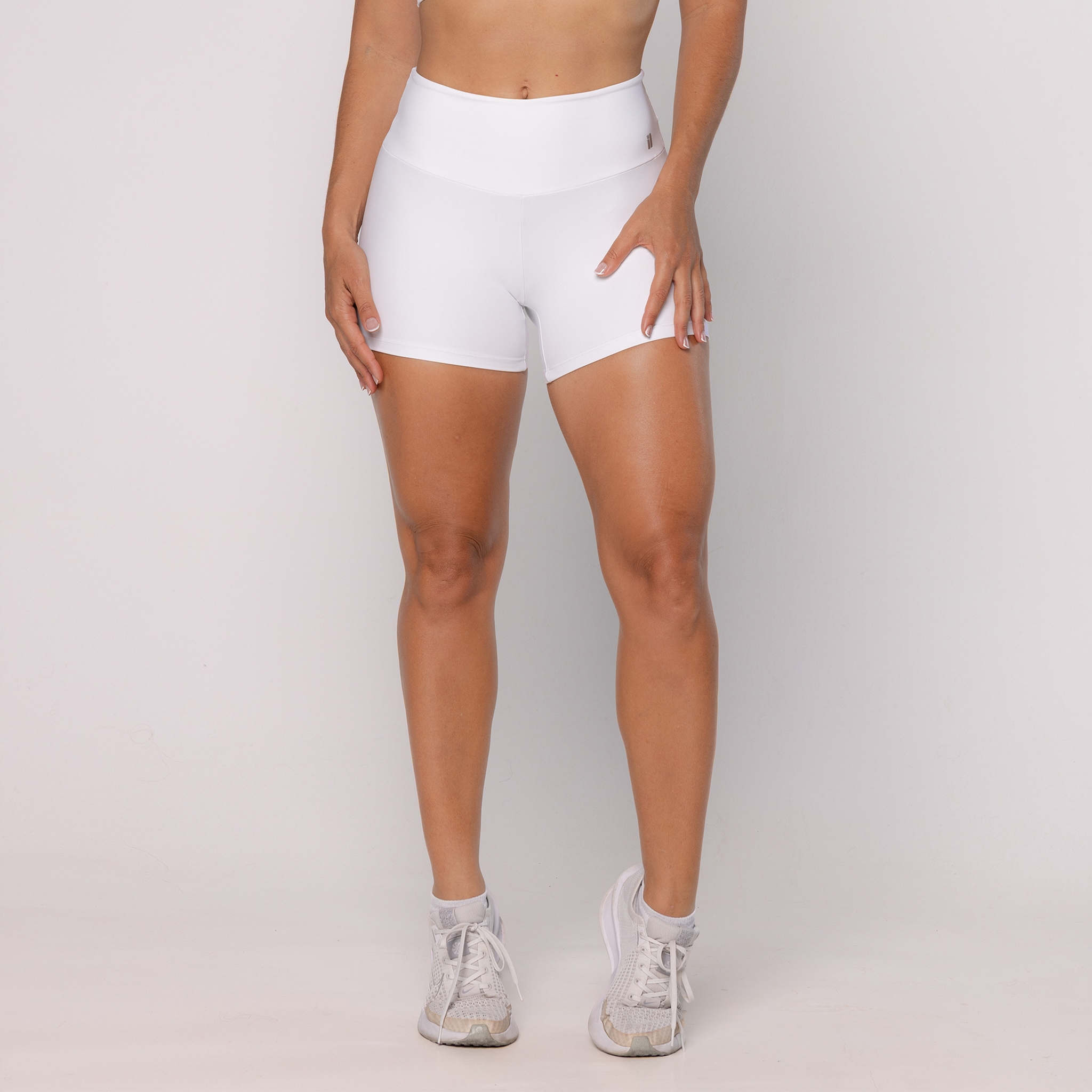 Short Básico - Branco - Branco P Short Básico - Branco - Branco P